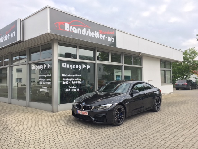 Neu- und Gebrauchtwagen